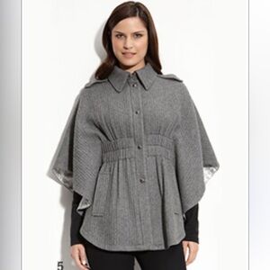 GUESS CHARCOAL GRAY CABLE KNIT PART WOOL PONCHO CAPE COAT SIZE  S-M